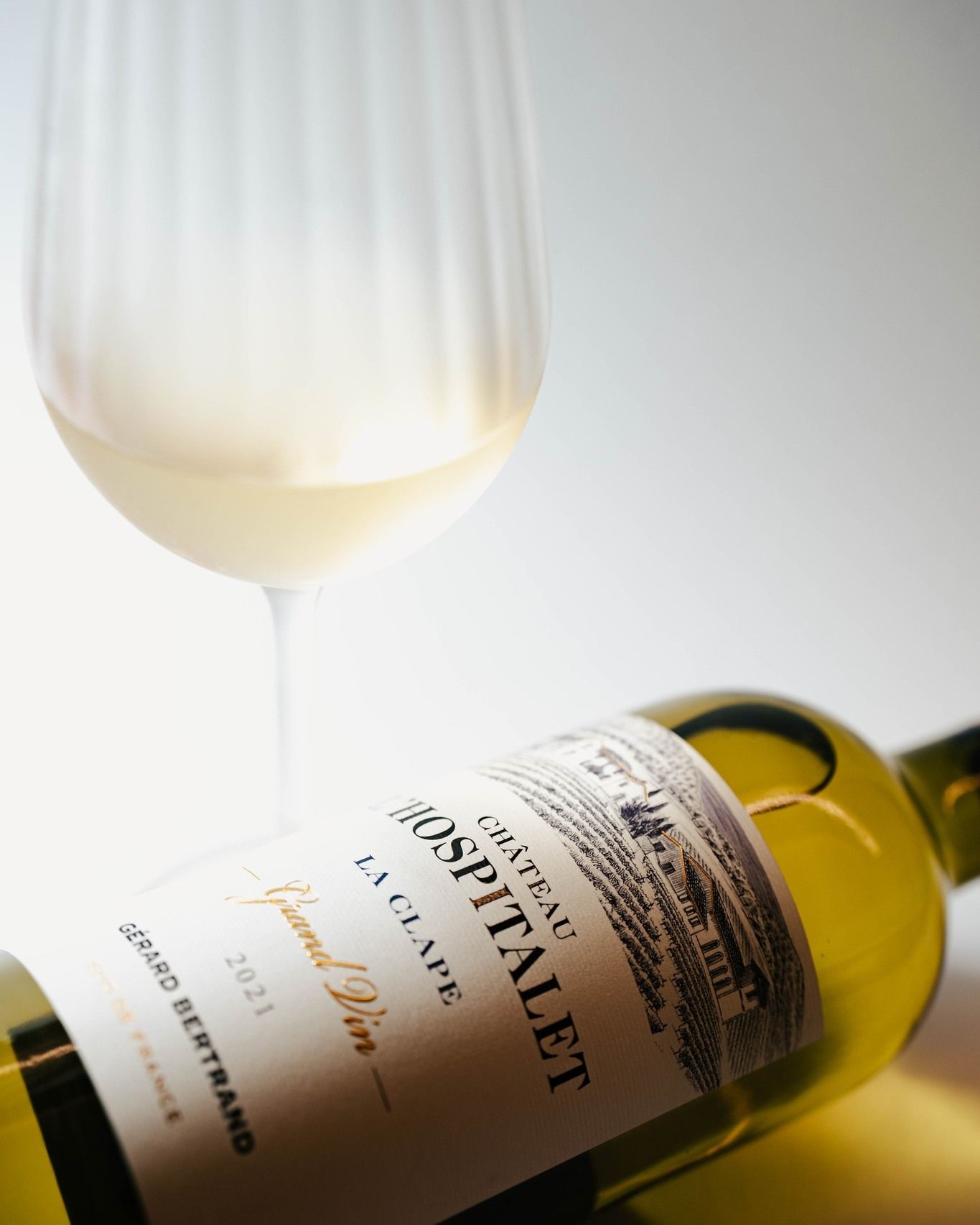 Descubre Château L'Hospitalet La Clape y déjate llevar por el carácter de los vinos del sur de Francia.✨🙌

👇🔝Pregunta por esta etiqueta en Vernazza.

Encuentra los mejores vinos en nuestro sitio web www.vinosytapas.mx 🤩 y ¡Ven a disfrutarlos a @manarolawine 
📲¿Quieres realizar un pedido? Comunícate —> 55 227 28 637⁣
📦 Contamos con entregas de 24 a 48 hrs en CDMX

#vernazzavinos #vinotinto #vinoespumoso #vinosInternacionales #cdmx  #vinoblanco #vinoespumosoblanco