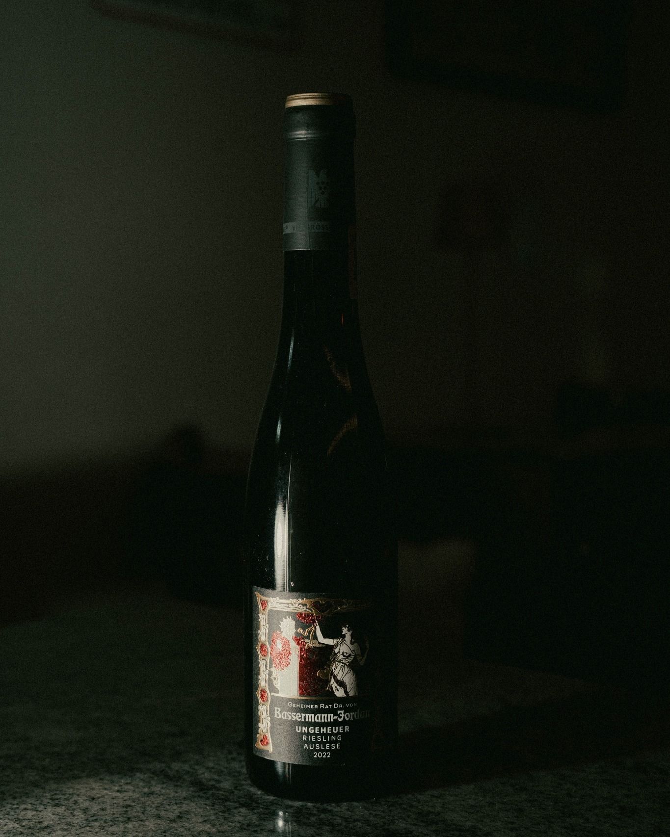 Desde Alemania hasta tu mesa, cada vino tiene una historia que contar. 🍇✨

Explora nuevas etiquetas y encuentra ese vino que te invite a viajar sin salir de casa.👇🍷

Encuentra los mejores vinos en nuestro sitio web www.vinosytapas.mx 🤩 y ¡Ven a disfrutarlos a @manarolawine 
📲¿Quieres realizar un pedido? Comunícate —> 55 227 28 637⁣
📦 Contamos con entregas de 24 a 48 hrs en CDMX

#vernazzavinos #vinotinto #vinoespumoso #vinosInternacionales #cdmx  #vinoblanco #vinoespumosoblanco